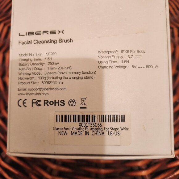 Liberex Egg Sonic Facial Brush - Picture 7 of 7